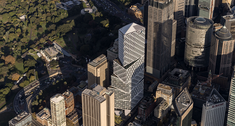 Ουρανοξύστης αναγεννήθηκε από παλιές δομές