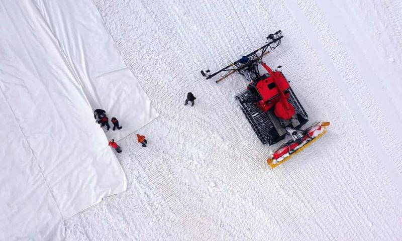 4888